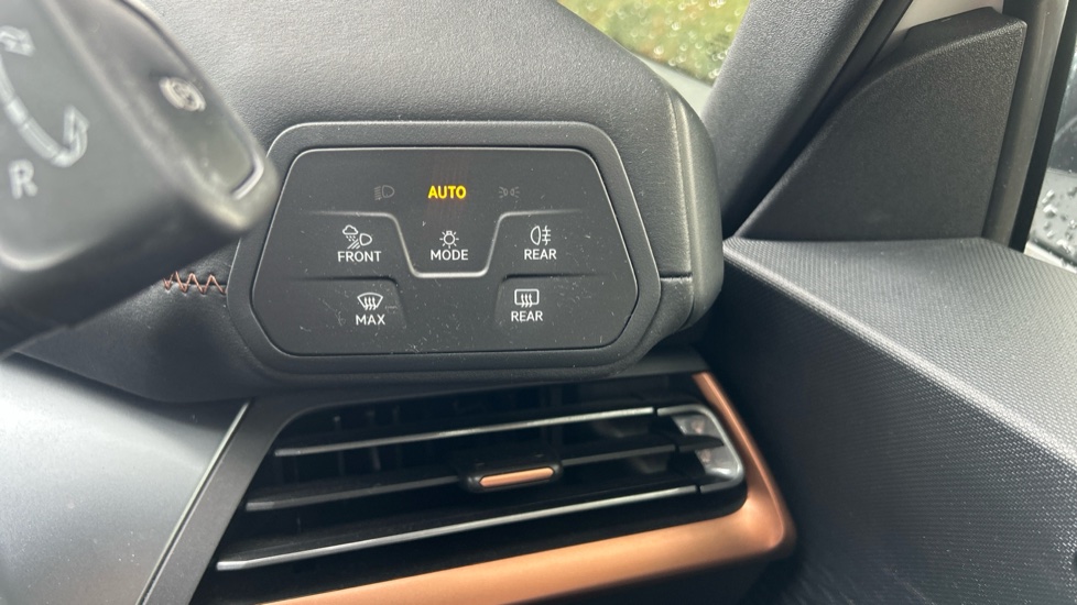 CUPRA Born 150kW V1 58kWh 5dr Auto Electric Hatchback - Image 34