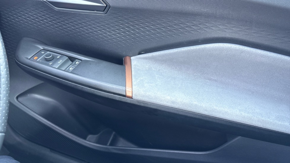 CUPRA Born 169kW e-Boost V3 77kWh 5dr Auto Electric Hatchback - Image 19