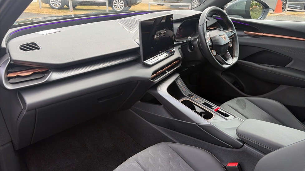 CUPRA Terramar 1.5 eTSI 150 V2 5dr DSG Petrol Hatchback - Image 2