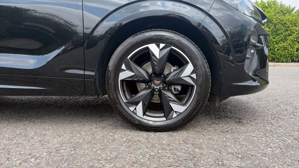 CUPRA Terramar 1.5 eTSI 150 V2 5dr DSG Petrol Hatchback - Image 5