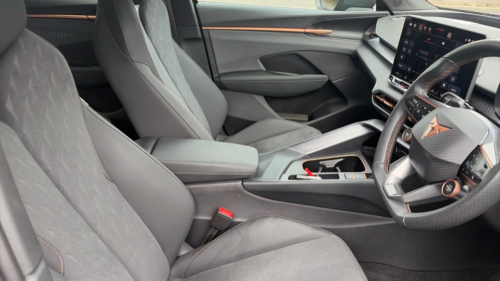 CUPRA Terramar 1.5 eTSI 150 V2 5dr DSG Petrol Hatchback - Image 15