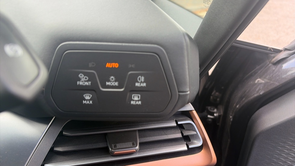 CUPRA Born 169kW e-Boost V2 58kWh 5dr Auto Electric Hatchback - Image 32