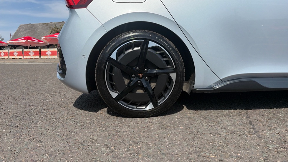 CUPRA Born 169kW e-Boost V3 77kWh 5dr Auto Electric Hatchback - Image 5