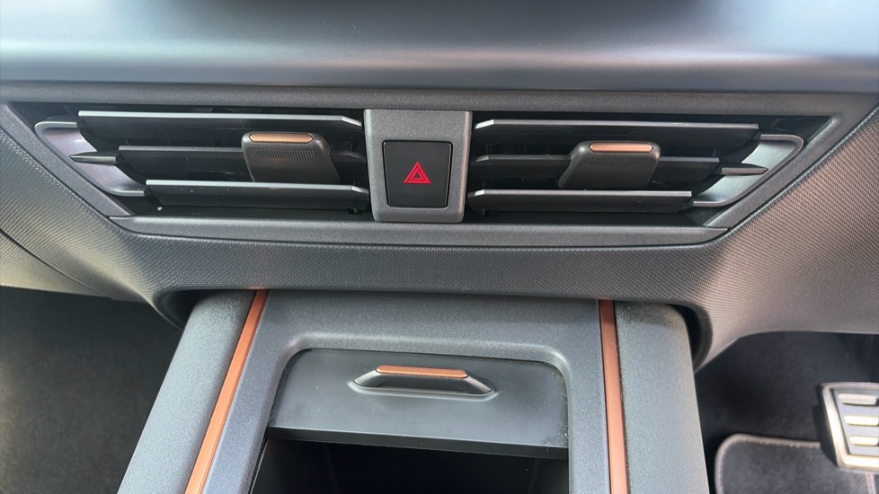 CUPRA Born 169kW e-Boost V3 77kWh 5dr Auto Electric Hatchback - Image 27