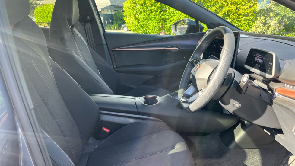 CUPRA Tavascan 210kW V1 77kWh 5dr Auto Electric Estate - Image 15