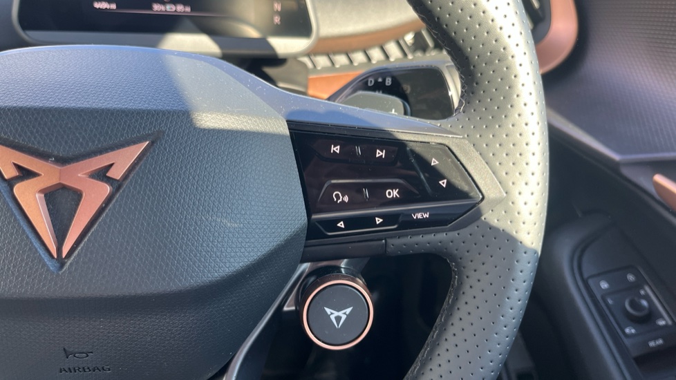 CUPRA Tavascan 210kW V1 77kWh 5dr Auto Electric Estate - Image 18