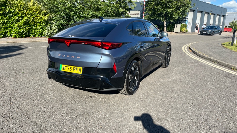 CUPRA Tavascan 210kW V1 77kWh 5dr Auto Electric Estate - Image 31