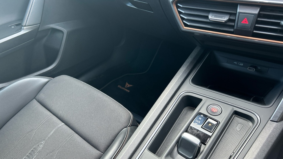 CUPRA Formentor 1.5 TSI 150 V1 5dr DSG Petrol Estate - Image 14