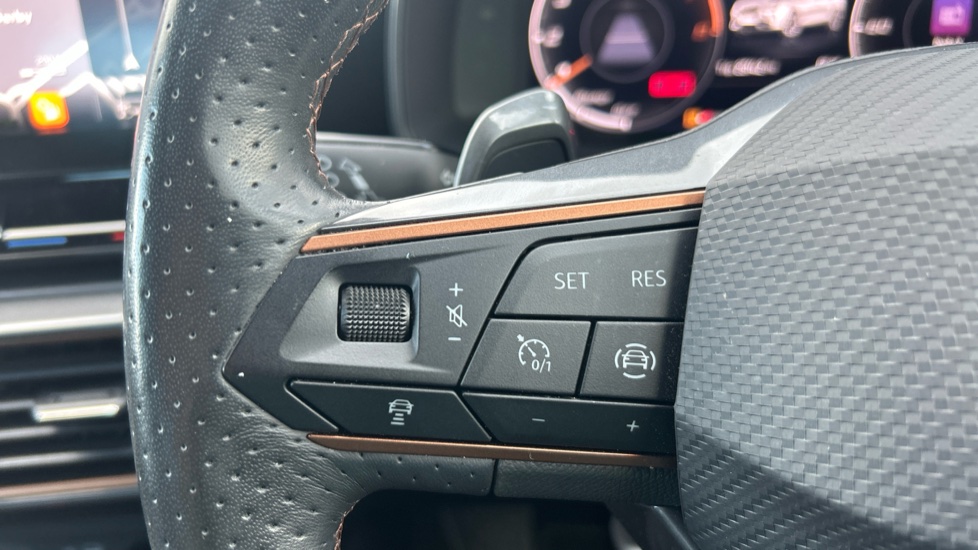 CUPRA Formentor 1.5 TSI 150 V1 5dr DSG Petrol Estate - Image 17