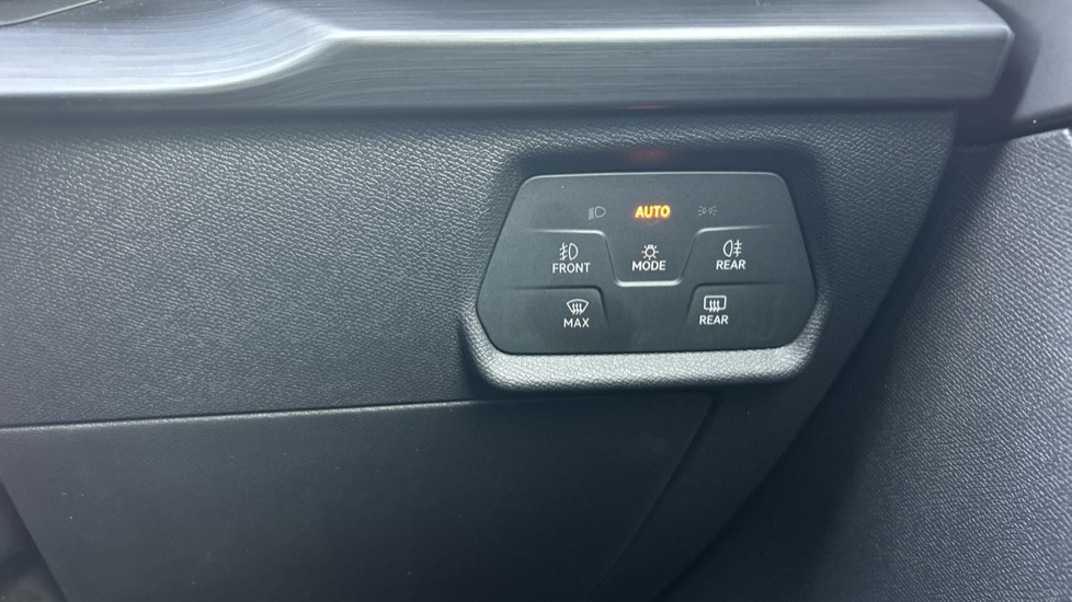 CUPRA Formentor 1.5 TSI 150 V1 5dr DSG Petrol Estate - Image 30