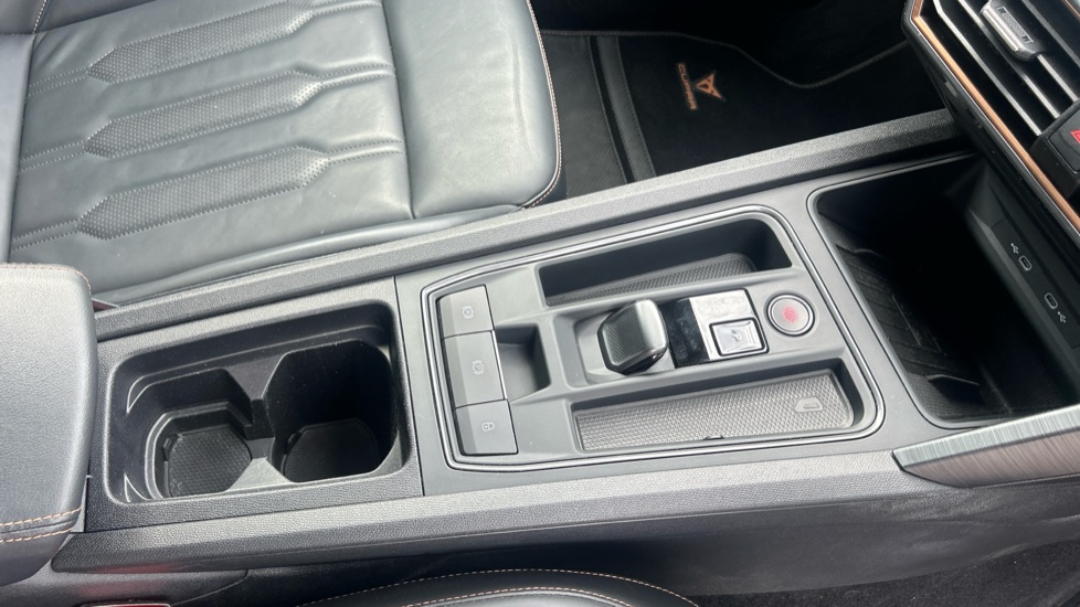 CUPRA Formentor 1.4 eHybrid 204 V2 5dr DSG Estate - Image 14