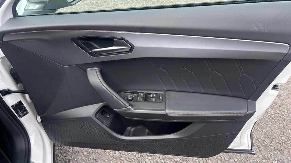 CUPRA Formentor 1.4 eHybrid 204 V2 5dr DSG Estate - Image 19