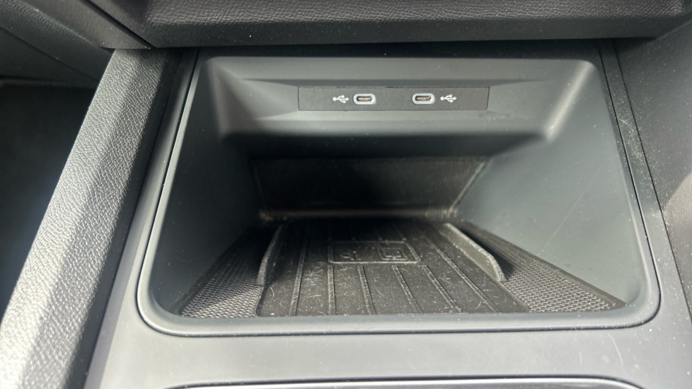 CUPRA Formentor 1.4 eHybrid 204 V2 5dr DSG Estate - Image 28