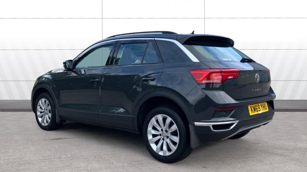 Volkswagen T-Roc 1.6 TDI SE 5dr Diesel Hatchback - Image 2