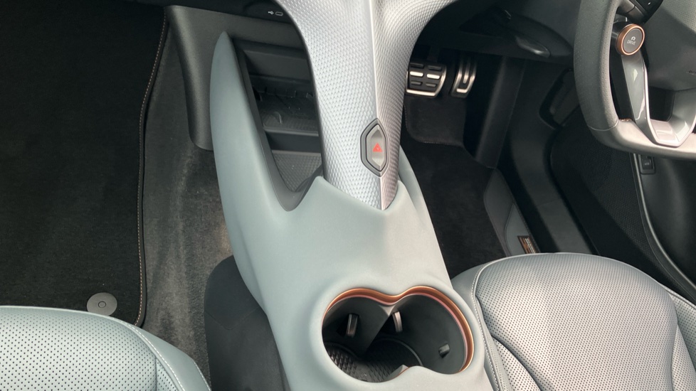 CUPRA Tavascan 250kW VZ2 77kWh AWD 5dr Auto Electric Estate - Image 13