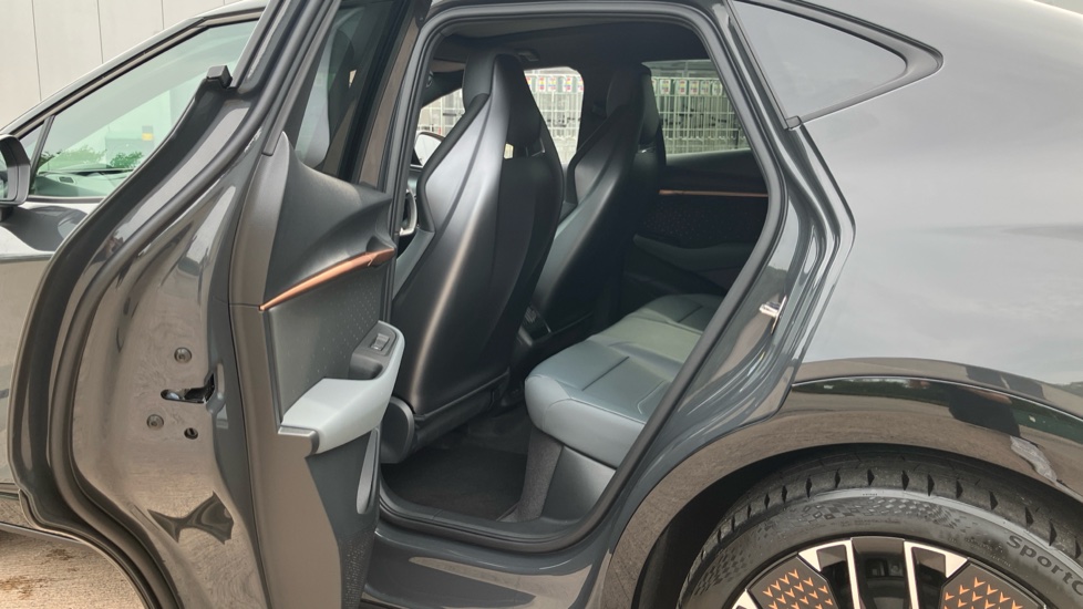 CUPRA Tavascan 250kW VZ2 77kWh AWD 5dr Auto Electric Estate - Image 16