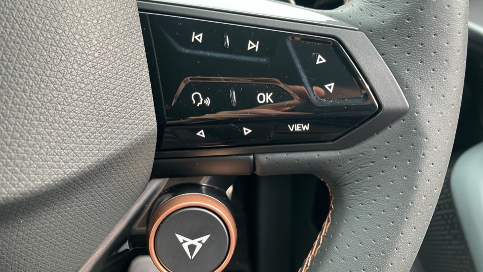 CUPRA Tavascan 250kW VZ2 77kWh AWD 5dr Auto Electric Estate - Image 32