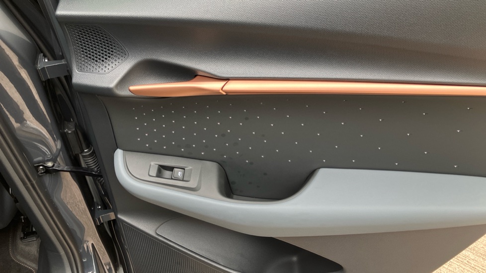 CUPRA Tavascan 250kW VZ2 77kWh AWD 5dr Auto Electric Estate - Image 44