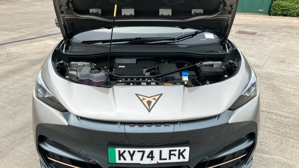 CUPRA Tavascan 250kW VZ1 77kWh AWD 5dr Auto Electric Estate - Image 8