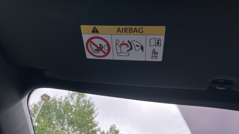 CUPRA Tavascan 250kW VZ1 77kWh AWD 5dr Auto Electric Estate - Image 31