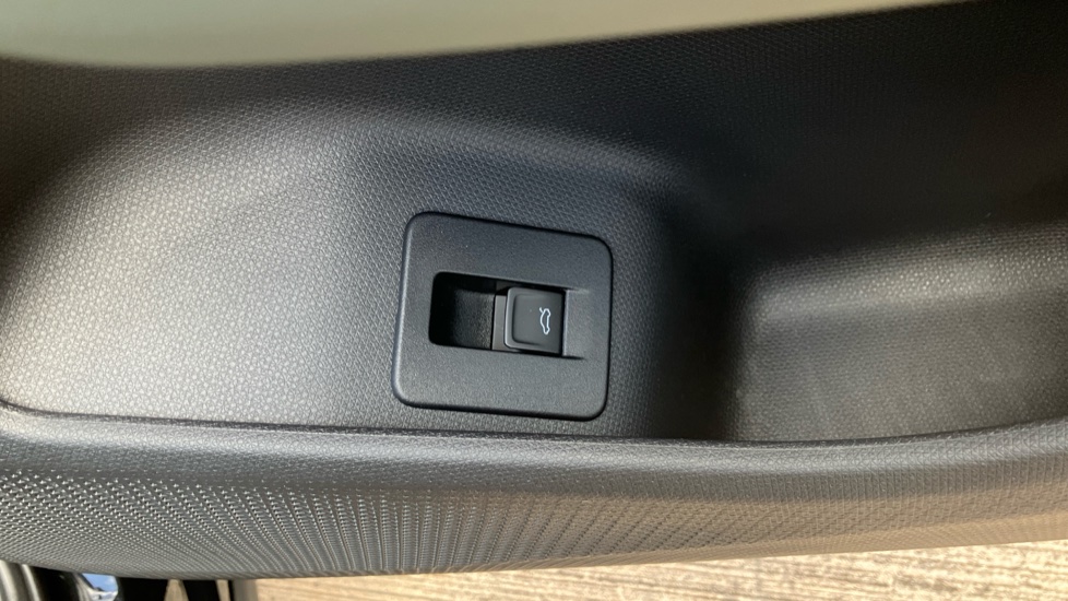 CUPRA Terramar 1.5 eTSI 150 Tribe Edition 5dr DSG Petrol Hatchback - Image 39