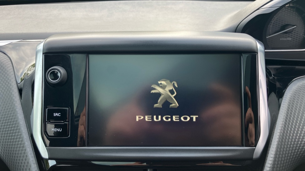 Peugeot 2008 1.2 PureTech 110 GT Line 5dr EAT6 Petrol Estate - Image 21