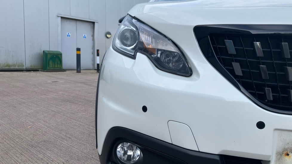 Peugeot 2008 1.2 PureTech 110 GT Line 5dr EAT6 Petrol Estate - Image 61
