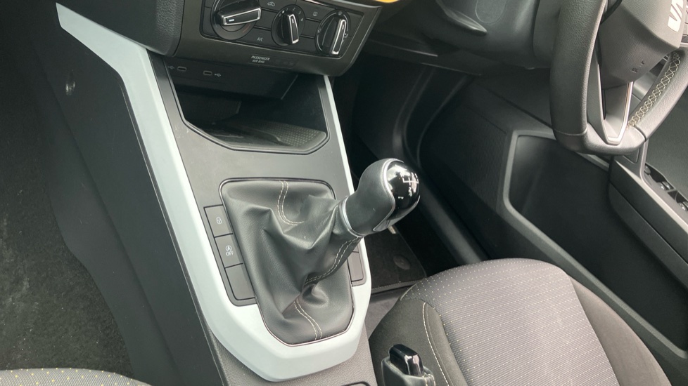 SEAT Arona 1.0 TSI SE Technology 5dr Petrol Hatchback - Image 13