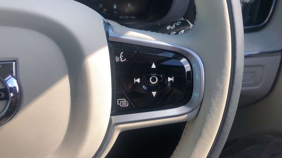 Volvo XC60 B5 AWD (Diesel 232 BHP) Inscription Automatic (Adaptive