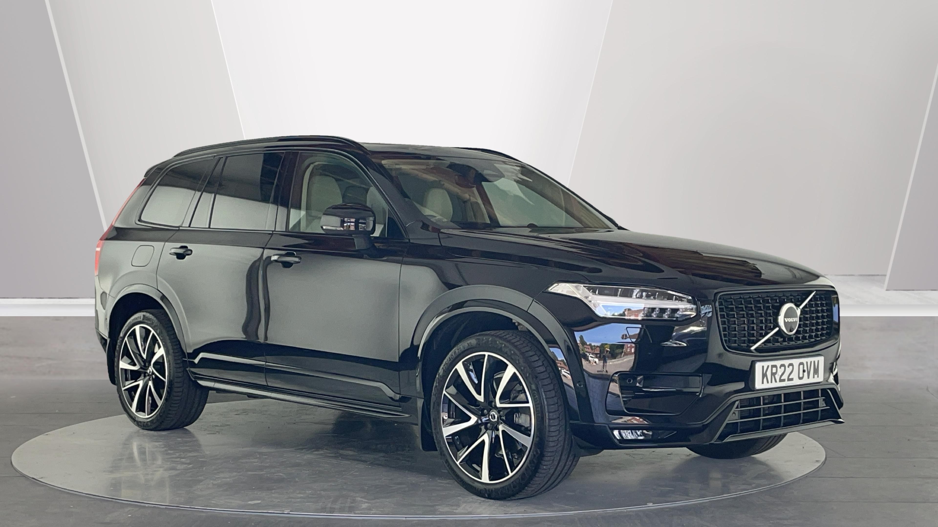 2022 VOLVO XC90