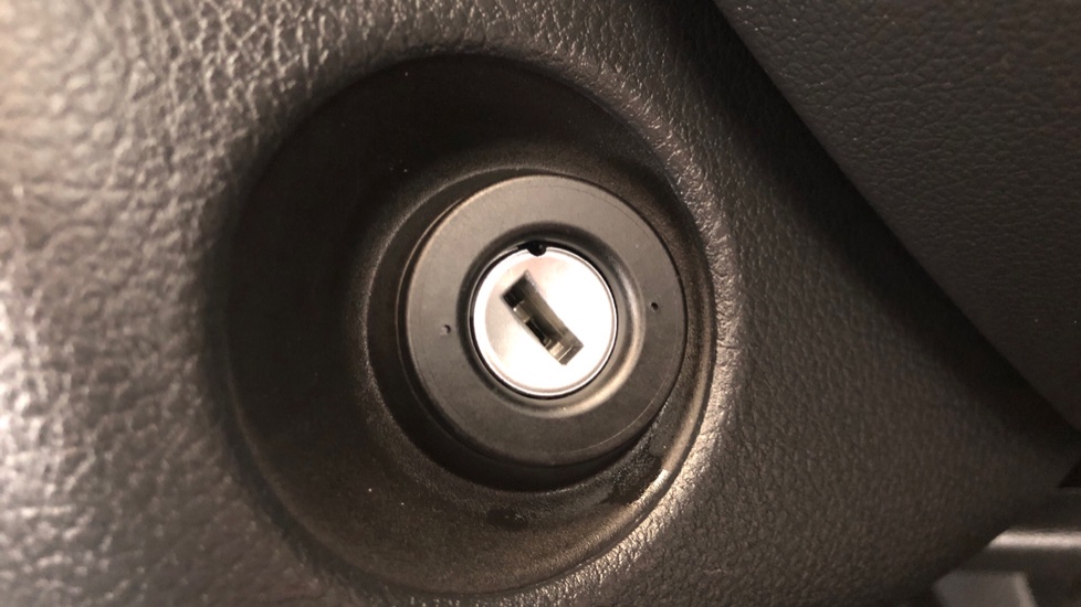 2025 VOLKSWAGEN POLO VIVO 1.4 (5DR)