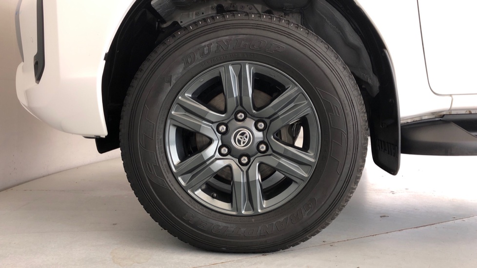 2024 TOYOTA HILUX 2.4 GD-6 RAIDER 4X4