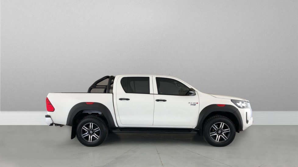 2024 TOYOTA HILUX 2.4 GD-6 RAIDER X 4X4