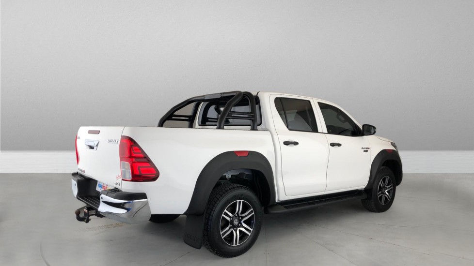 2024 TOYOTA HILUX 2.4 GD-6 RAIDER X 4X4