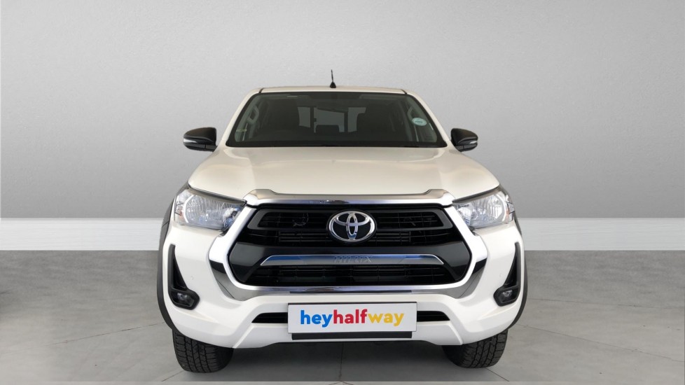 2024 TOYOTA HILUX 2.4 GD-6 RAIDER X 4X4