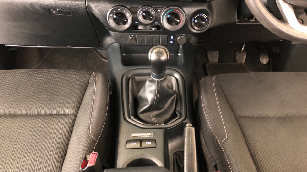 2024 TOYOTA HILUX 2.4 GD-6 RAIDER X 4X4