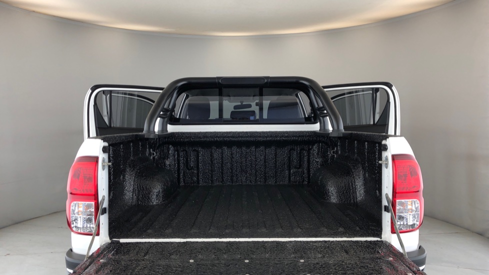 2024 TOYOTA HILUX 2.4 GD-6 RAIDER X 4X4