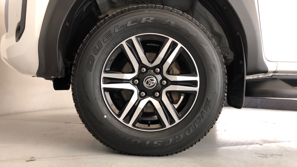 2024 TOYOTA HILUX 2.4 GD-6 RAIDER X 4X4