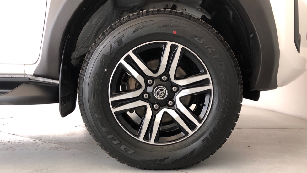 2024 TOYOTA HILUX 2.4 GD-6 RAIDER X 4X4