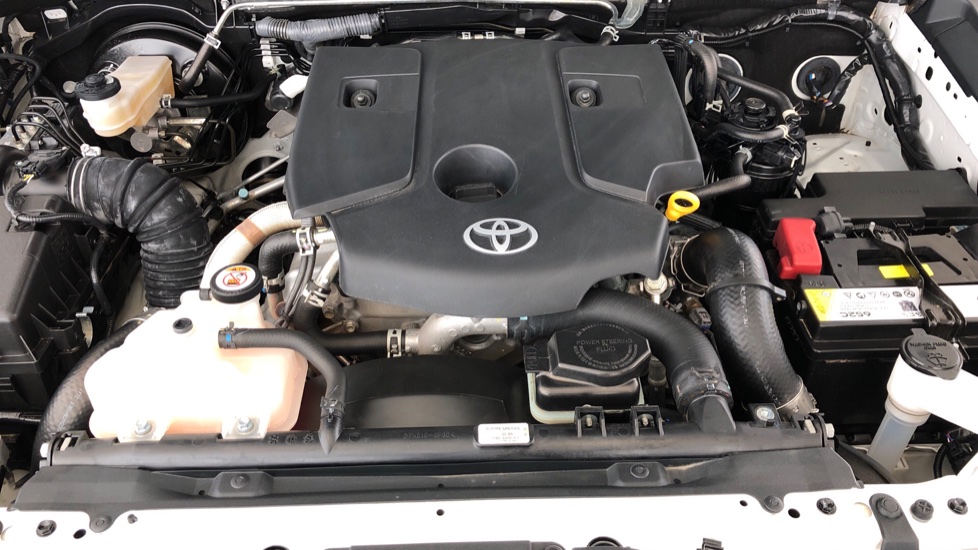 2024 TOYOTA HILUX 2.4 GD-6 RAIDER X 4X4