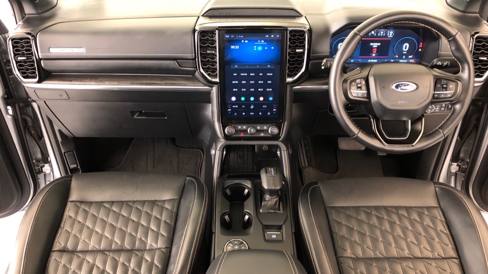 2025 FORD EVEREST 3.0D V6 PLATINUM AWD