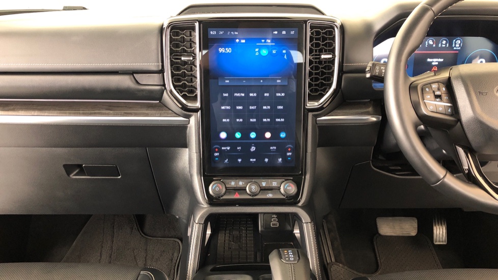 2025 FORD EVEREST 3.0D V6 PLATINUM AWD