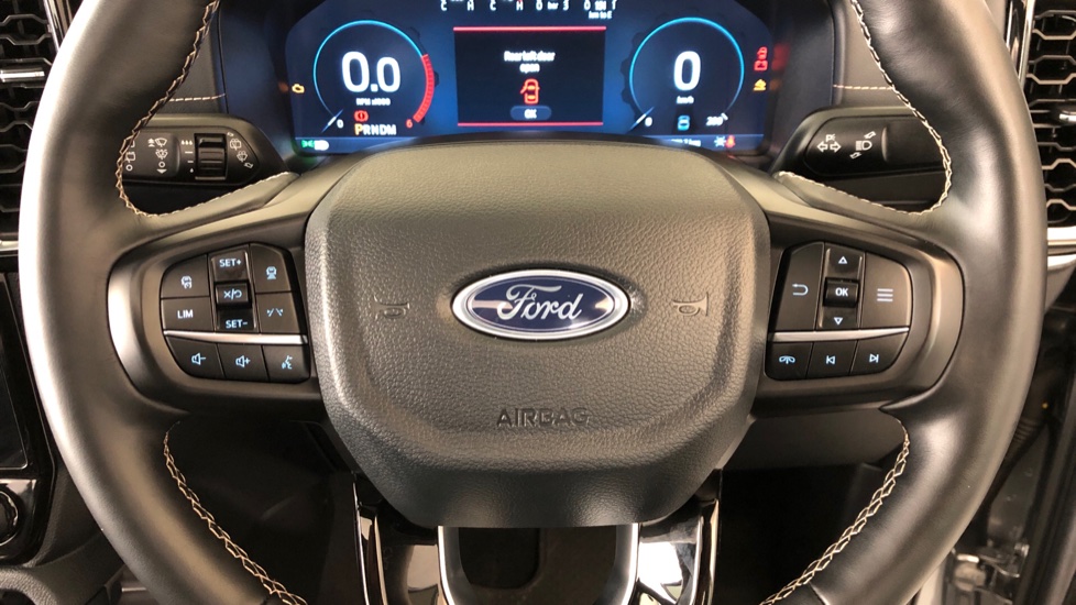 2025 FORD EVEREST 3.0D V6 PLATINUM AWD