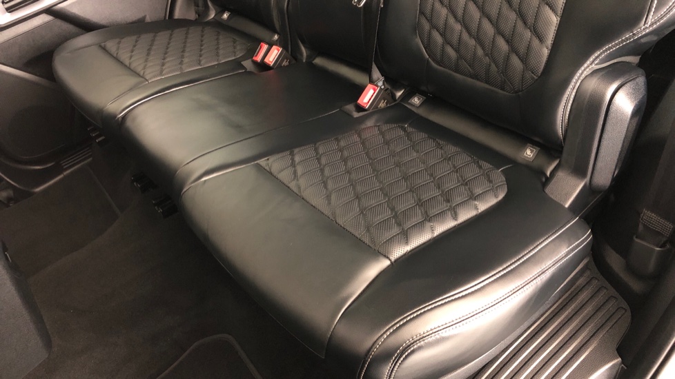 2025 FORD EVEREST 3.0D V6 PLATINUM AWD