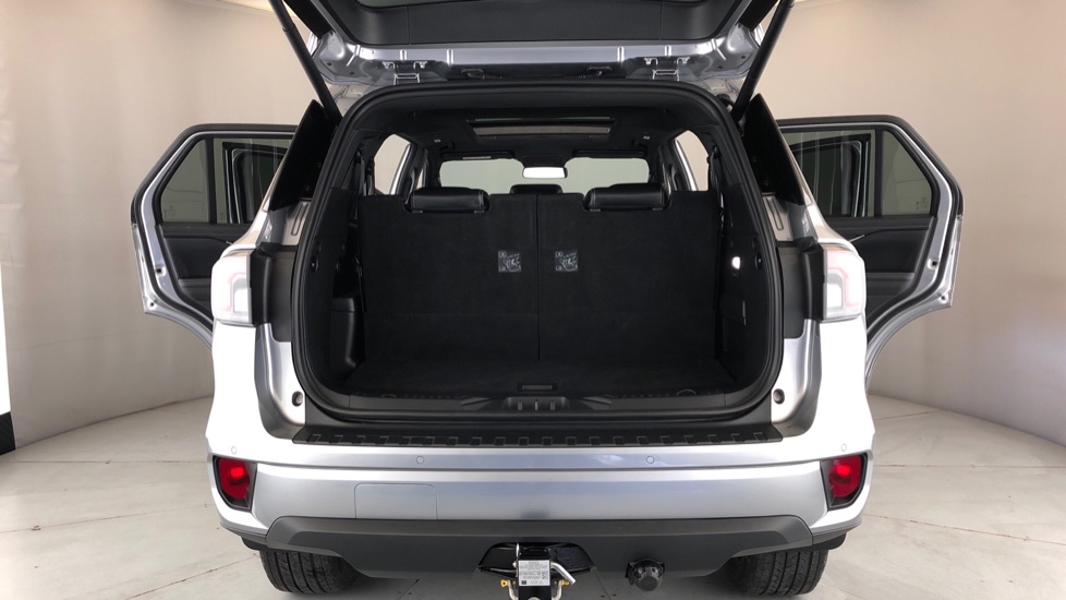 2025 FORD EVEREST 3.0D V6 PLATINUM AWD