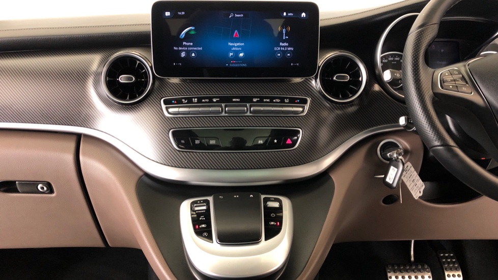 2024 MERCEDES-BENZ V300D EXECUTIVE