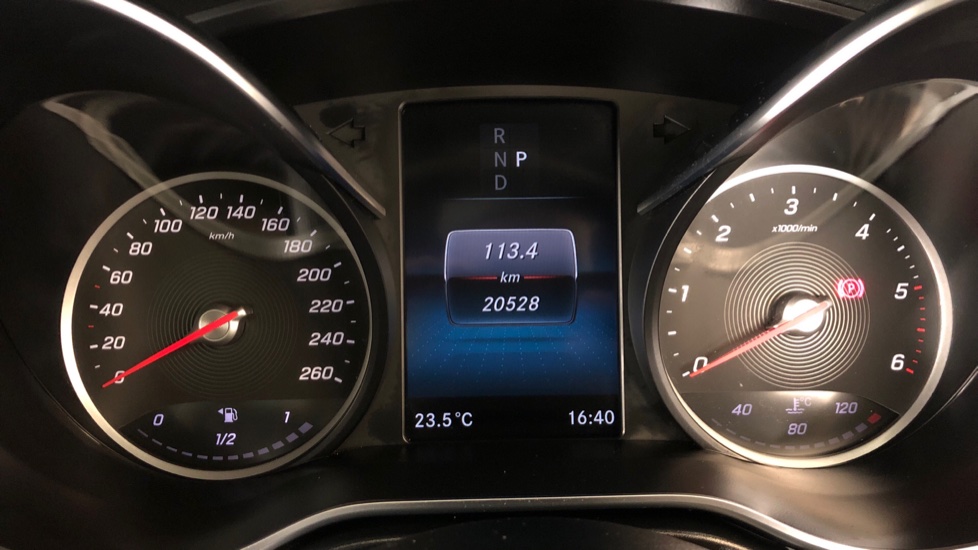 2024 MERCEDES-BENZ V300D EXECUTIVE