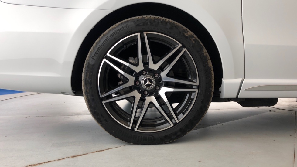 2024 MERCEDES-BENZ V300D EXECUTIVE