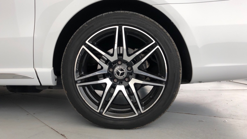 2024 MERCEDES-BENZ V300D EXECUTIVE