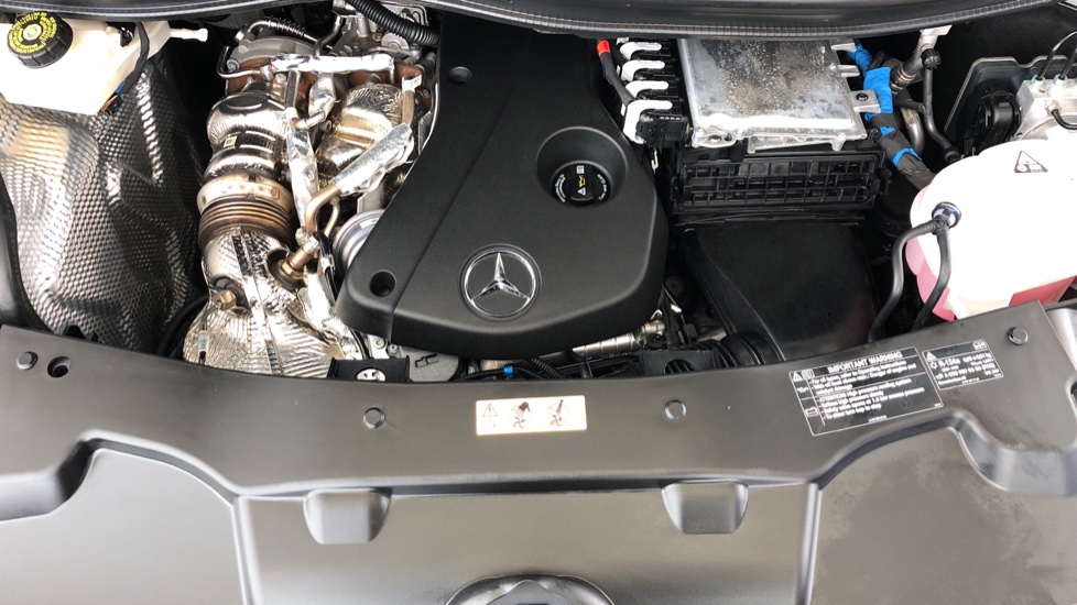 2024 MERCEDES-BENZ V300D EXECUTIVE